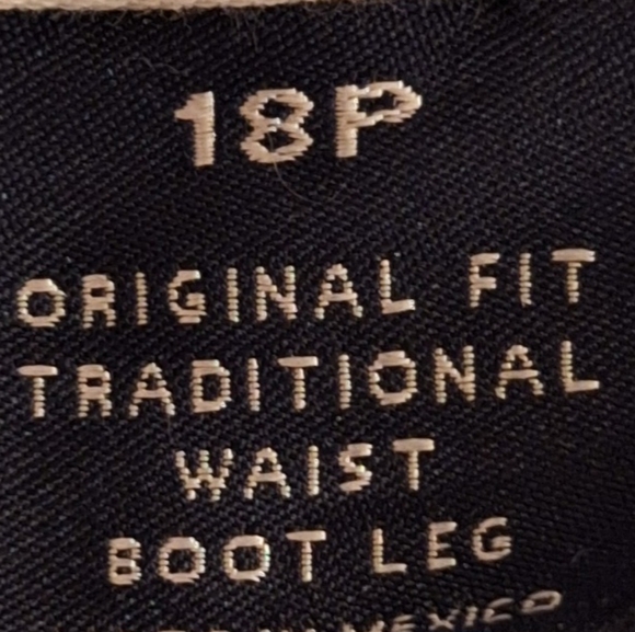 LAND'S END Classic Blue Denim Jeans - Picture 4 of 5